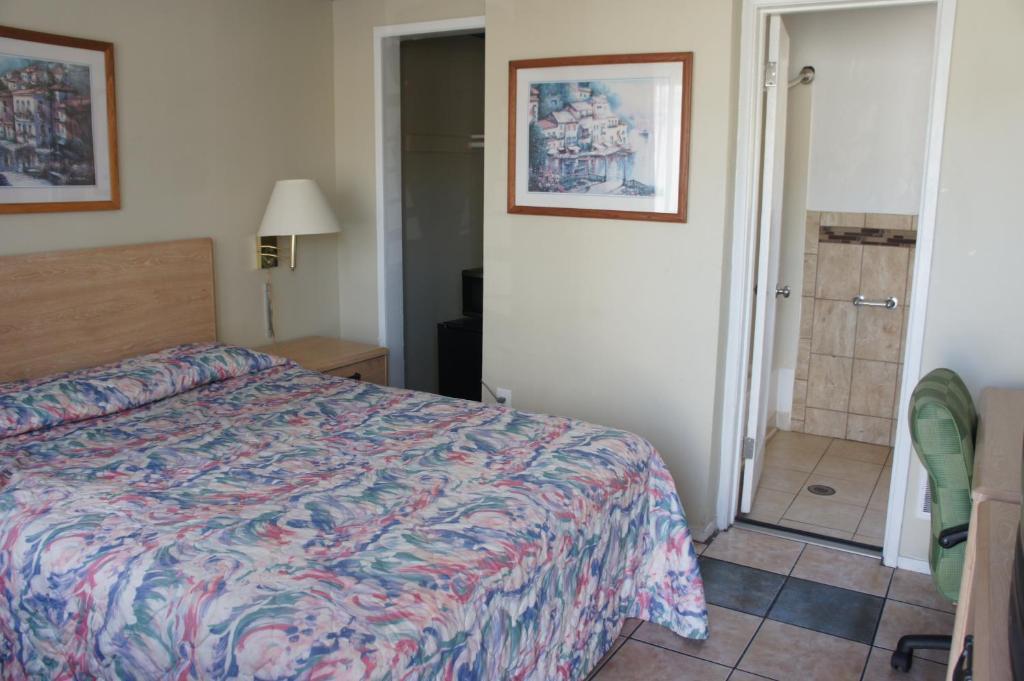 Budget Inn El Cerrito Room photo