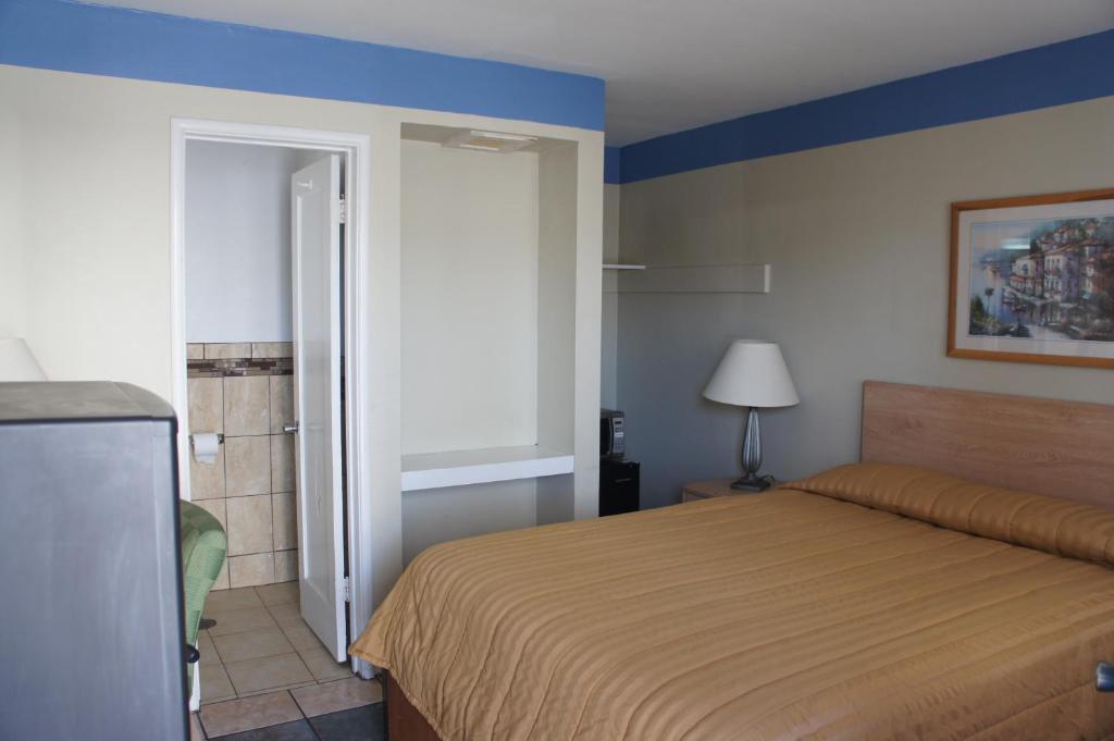 Budget Inn El Cerrito Room photo